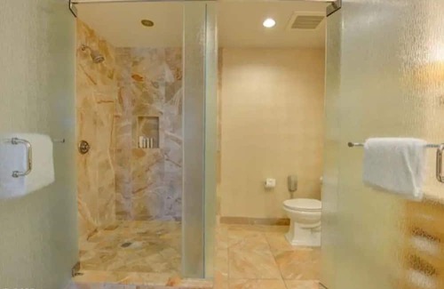 Las Vegas House | Strip View Suite at Trump Hotel