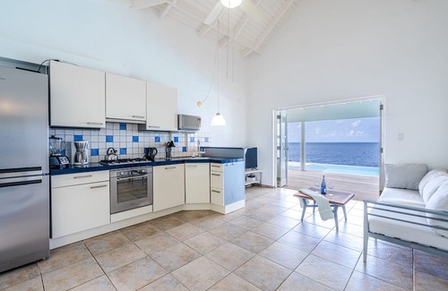 Hato House | Cliff Cottage- Vacation villa with breath taking sea view