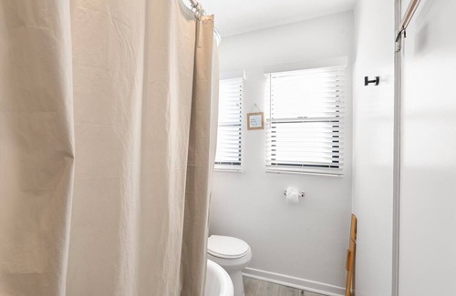 Marina del Rey Apartment | Beachside Bliss: Venice Suite with Ocean Serenity