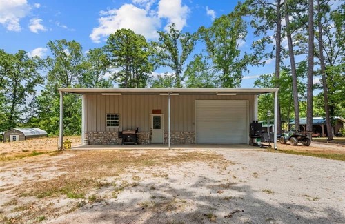 Broaddus House | Sam Rayburn Lakevu Barndo