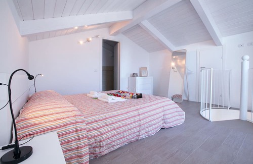 Naggio Apartment | Vacation apartment/apartment for 4 guests with 90m² in Plesio (120121)
