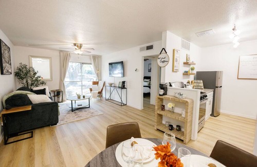 Gainesville Condo | Sage Haven Condo w/ Pool Next to Shands/VA