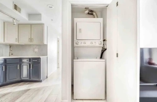 Union City Apartment | 3 Apts in 1! Modern 8 BR NYC 15 min