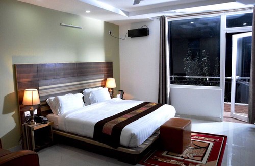 McLeod Ganj Hotel | Goroomgo Shiva Sanctuary Himachal