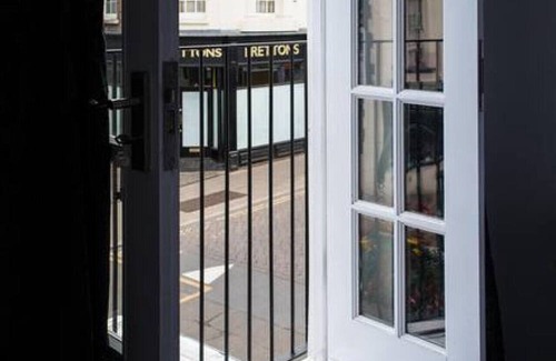 Leamington Spa Apartment | 2 Bedroom Apt Leamington Spa