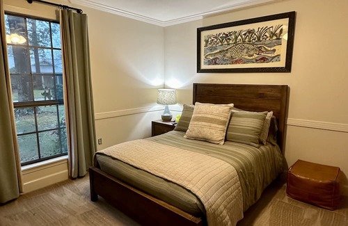 Hattiesburg House | Midtown location convenient to all Hattiesburg has to offer!