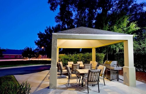 Baymeadows House | Jacksonville Hideaway: Comfortable Suite near The Cummer Museum! W/Kitchen!
