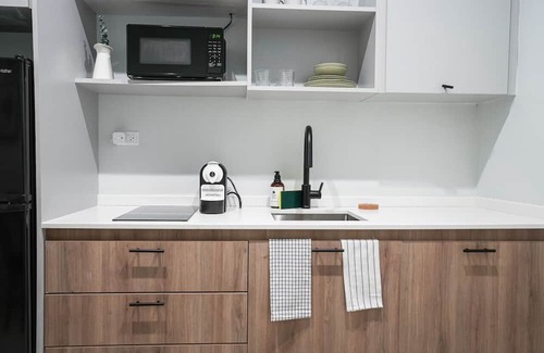Santurce Apartment | Patio Elba Standard 1Bedroom Queen Bed (no window)