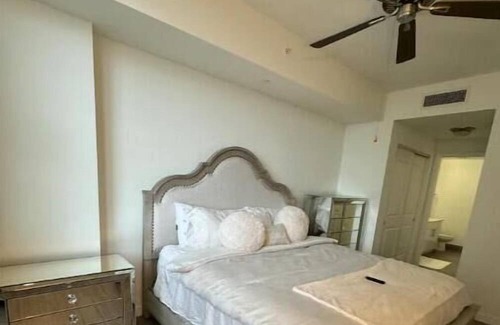 Downtown Hollywood Condo | Luxury Condo in Downtown Hollywood
