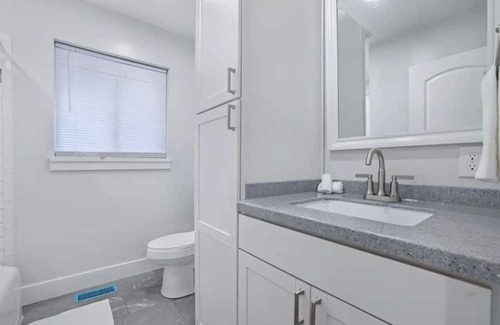Dayton House | Terrific 3-bedroom house in Dayton with WiFi, AC