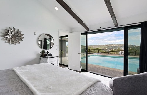 Emerald Hills House | Casita De La Luna - Trailhead adjacent, hiking and cyclist's paradise, Huge View