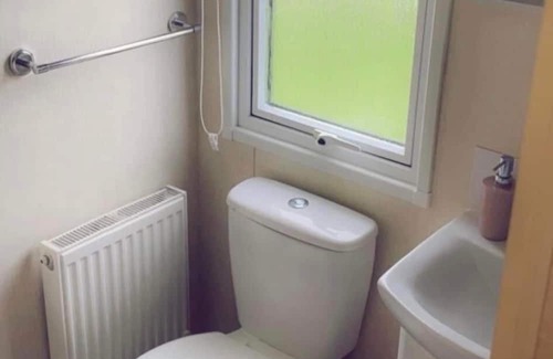 Rhyl Cabin | Captivating 3-Bed Cabin in Rhyl