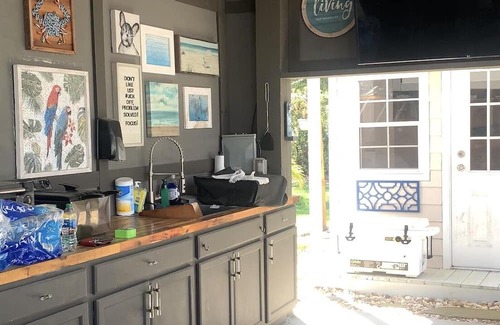 Foley RV Rental | RV lot with full hookups, few miles to Gulf Shores Beach