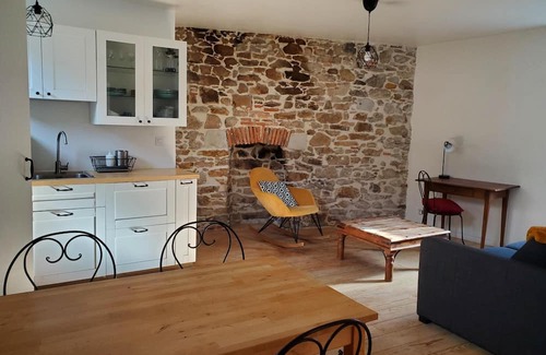 Petit Bois Apartment | Charmant Appartement Proche Machînes et Centre