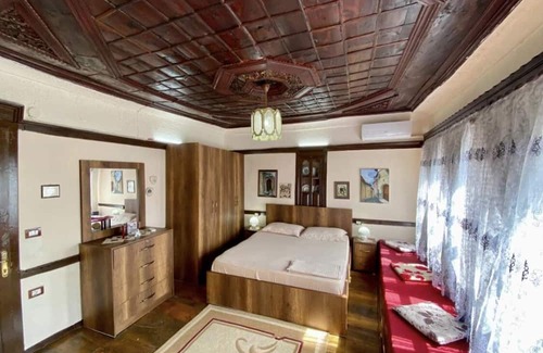 Berat House | Guest house Semani