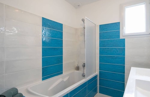 Ploudalmezeau House | Beautiful private villa for 6 people with WIFI, TV, terrace, pets allowed and parking
