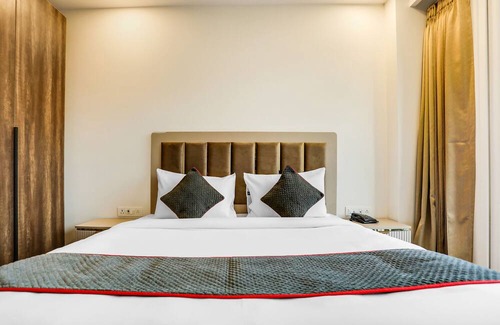DLF Phase 3 House | Super OYO Townhouse MA-32