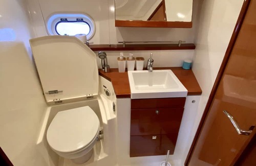Charente-Maritime Boat Rental | Séjour de Rêve sur un Yacht