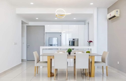 Seri Tanjung Pinang Apartment | Jazz Service Suite Penang