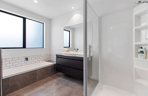 Papamoa Beach House | Sol Escape - Papamoa Beach Holiday Home