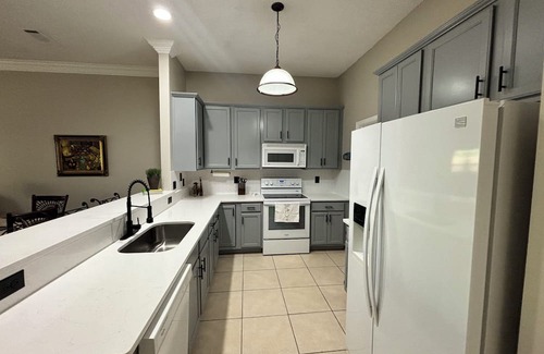 Niceville House | Your Cozy Retreat in the Heart of Niceville - Minutes from White Sandy Beaches!