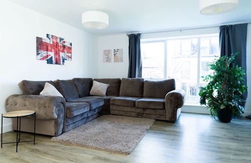 Cambridge City Centre Apartment | Inviting 2-bed Apartment in Cambridge
