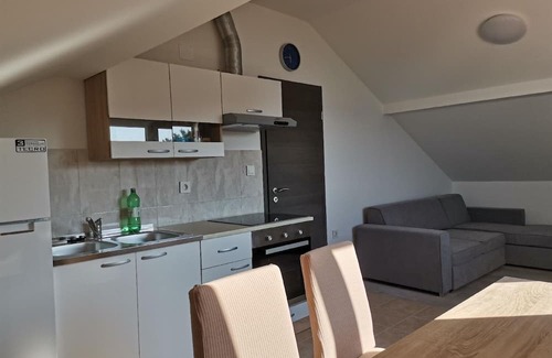 Susica Apartment | Apartment Igi - in the beach camp: A2 Porat(6) - Susica, Island Ugljan, Croatia