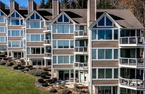 Wintergreen Condo | Diamond Hill Studio 09 with Wintergreen Advantage