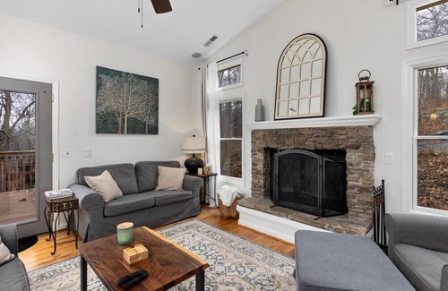 Nellysford House | Fern Hollow with Wintergreen Advantage