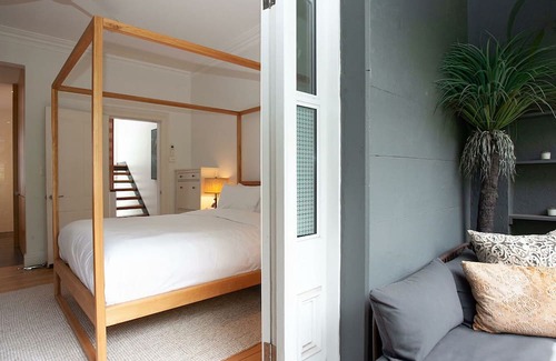 Newtown House | The Modern Botanist Newtown IH