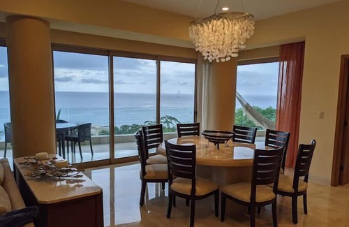 Puerto Vallarta Resort | Garza Blanca Preserve Resort & Spa