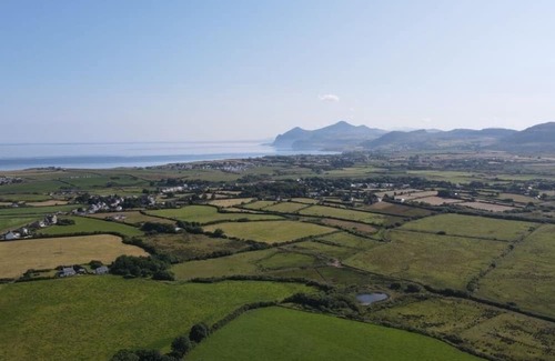 Edern Ski Chalet | Luxury 2 bed Static in Gwynedd