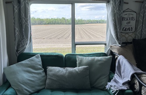 Snow Hill House | Cozy RV in Snow Hill