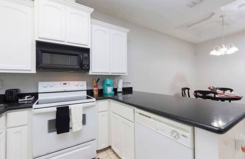 Edinburg Apartment | Urban Elegance Private/Gated 1BR
