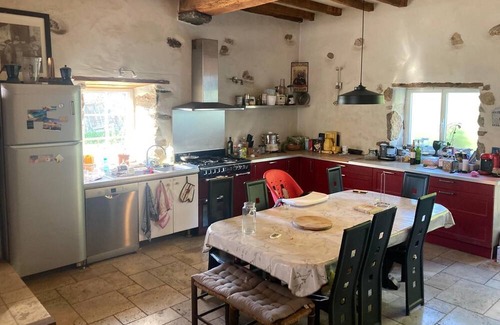 Mendionde House | Au Cœur du Pays Basque, Maison Style Basque Rénovée, Beaucoup de Charme