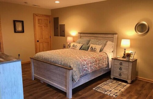 Stanardsville Cabin | The Getaway | 4 Bed, 3 Bath