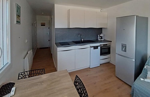 La Grande-Motte Apartment | Studio Cabine 4 Couchages , Centre Ville, Cuisine Équipée , Port , Plage , Parking