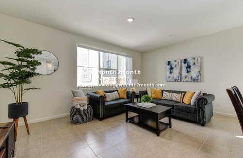 Folsom House | Hideaway on Sunny Gate Ln #41384