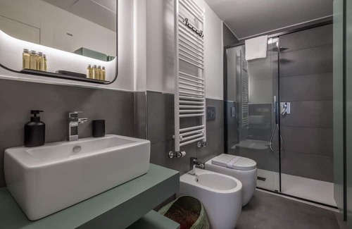Zona XXIV Fonte Ostiense Apartment | The Tropical Corner by Typney