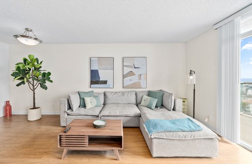 Marina del Rey Apartment | OceanView 3BR 2BA Condo: Your Serene Cloud Getaway
