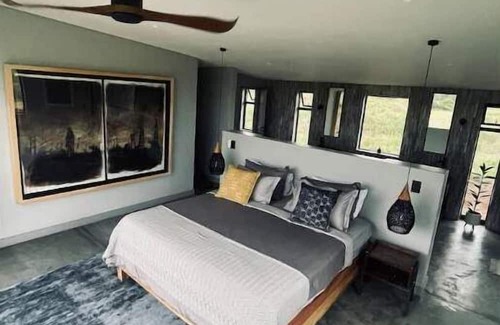 Bouvet Island House | Spacious modern farmhouse on 16 hectares