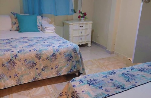Los Robalos Bed & Breakfast | Ground Floor Apartment with 2 bedrooms located in B&B stay in Samaná