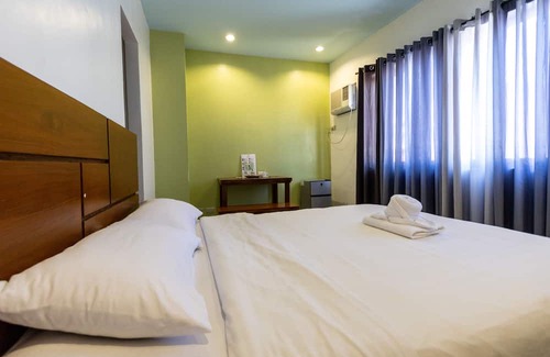 Dumaguete Hotel | Kayong's Inn