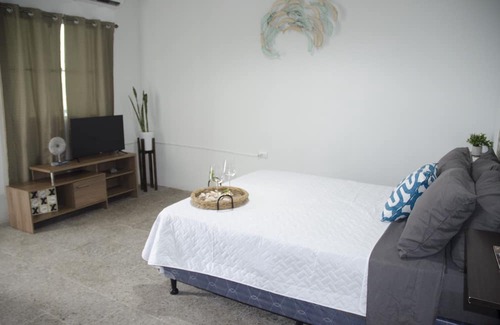 La Libertad Apartment | Coastal Bliss: Stunning View Beachfront Gem