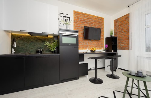 Lodz Apartment | Cozy Studio Poznańska in Łódź by Renters