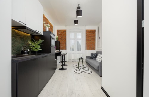 Lodz Apartment | Cozy Studio Poznańska in Łódź by Renters