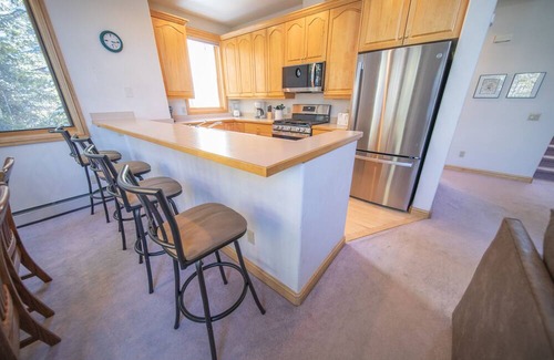 Mountain House House | Walk to ski slopes! Private hot tub and garage!