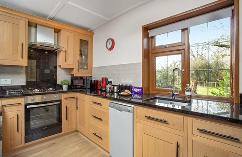 Mount Cottage | 1 bedroom accommodation in Two Waters Foot, near Liskerd