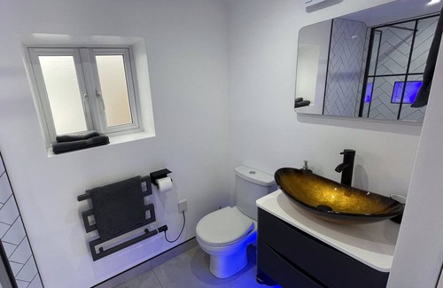 Hamworthy House | Private Luxury By The Sea