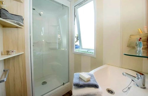La Boissiere-de-Montaigu House | Camping Heart of Vendée*** - Classic 4-room mobile home for 6 people